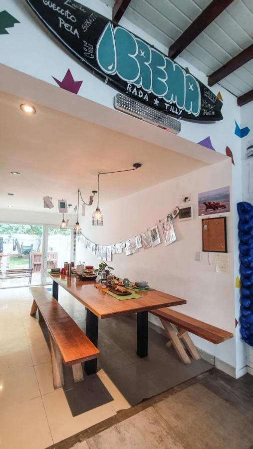Roots Backpackers Hostel Rada Tilly Exterior photo